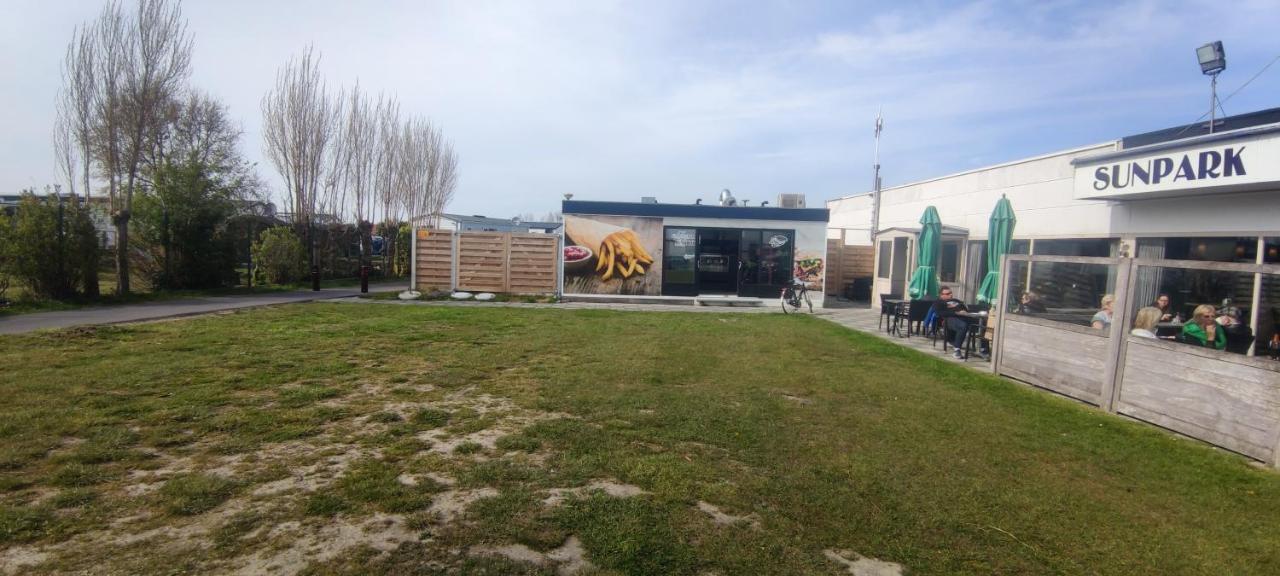 Przytulny Domek Holenderski Z Podgrzewanym Odkrytym Basenem Do Dyspozycji Gosci De Haan Εξωτερικό φωτογραφία