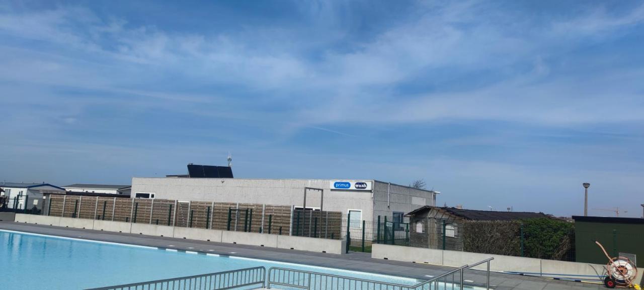 Przytulny Domek Holenderski Z Podgrzewanym Odkrytym Basenem Do Dyspozycji Gosci De Haan Εξωτερικό φωτογραφία
